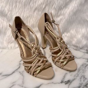 Vince Camuto heeled sandals Gold & Cream, Strappy, Sz 6. Spring Summer Style